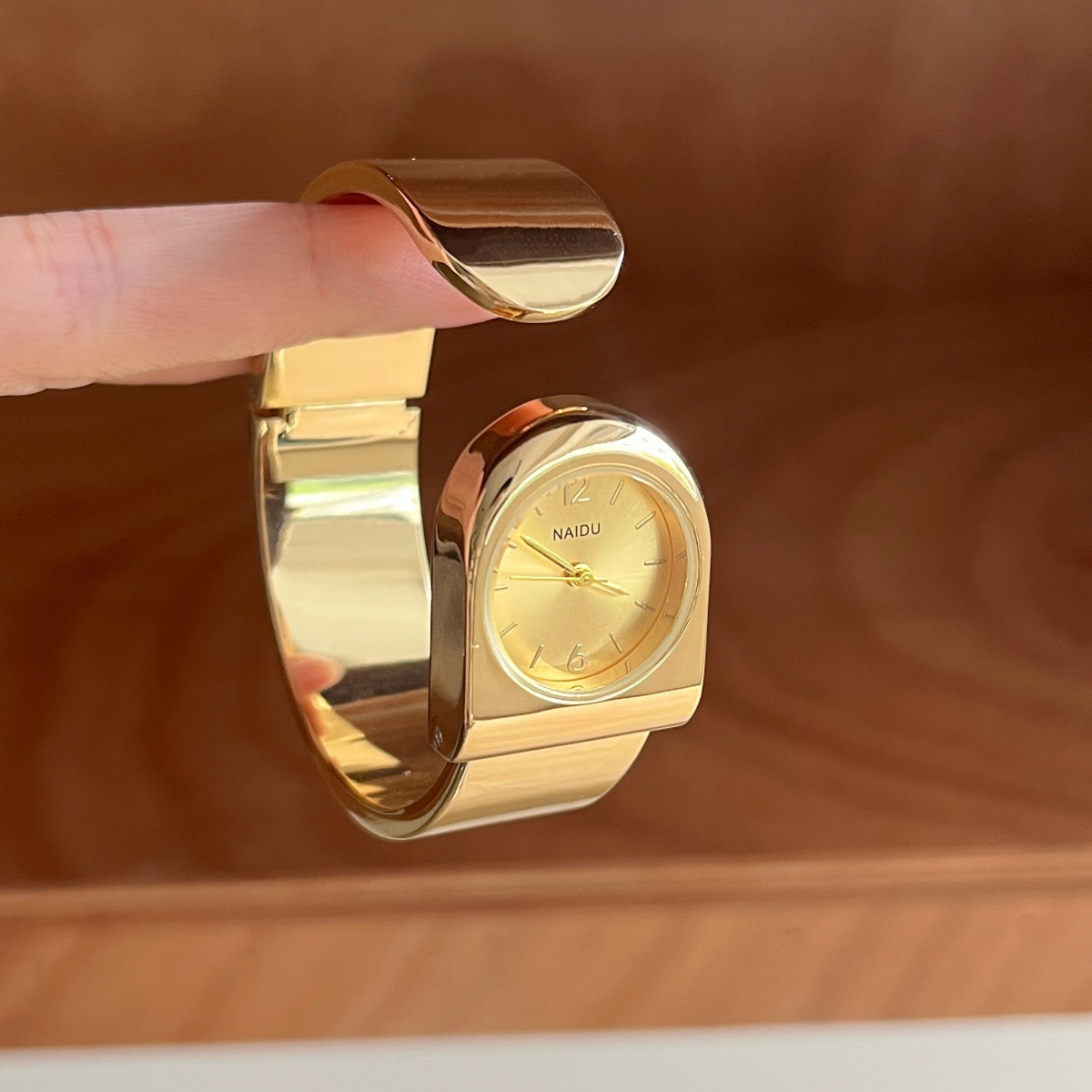 Luxury Watch Level - Nouvelle Montre Bracelet en Or 2026
