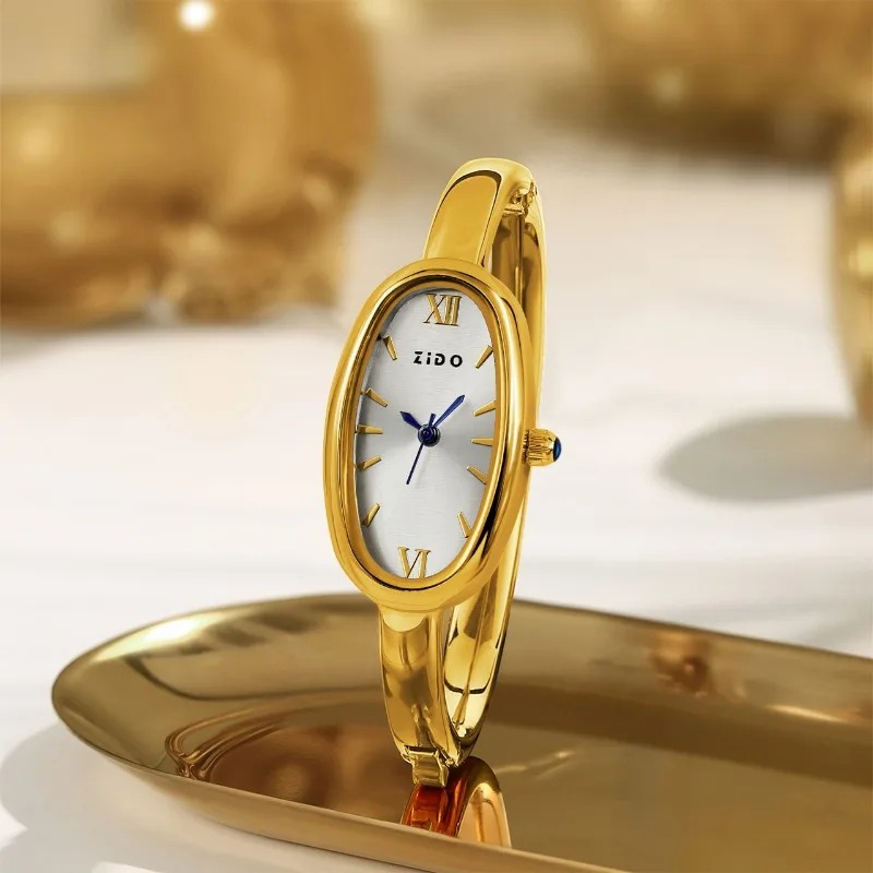 Luxury Watch Index - Montre ovale à cadran romain pour