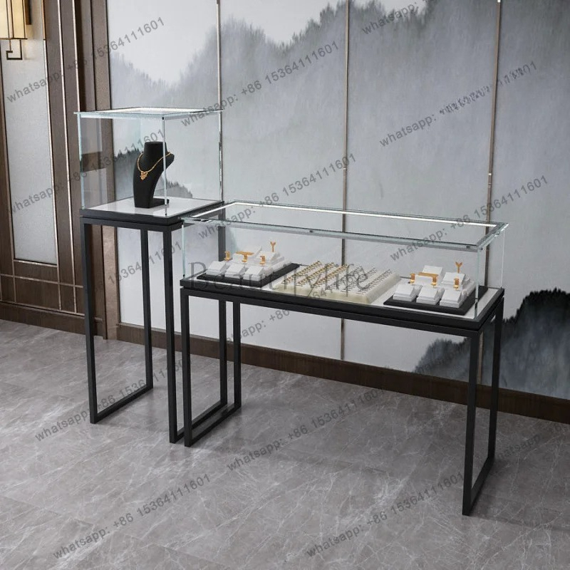 Personnalisé. Vitrine de bijou - Luxury Watch E Jewellery avis et prix