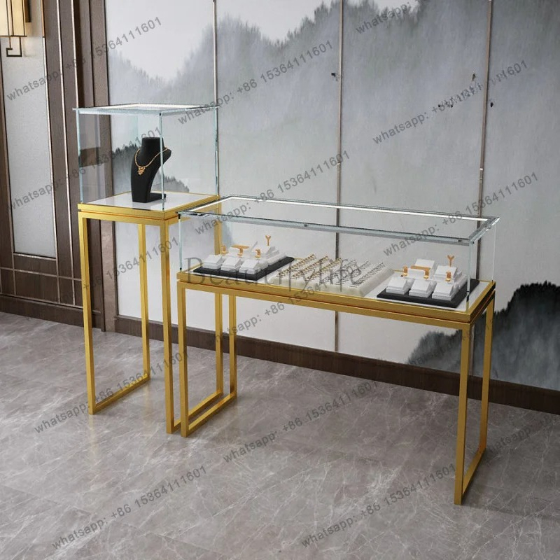 Personnalisé. Vitrine de bijou - Luxury Watch E Jewellery avis et prix