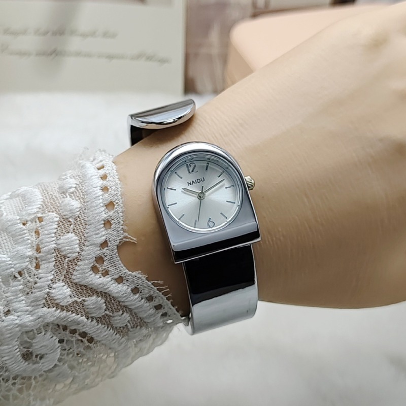 Montre-bracelet de luxe pour f - Luxury Watch Index avis et prix