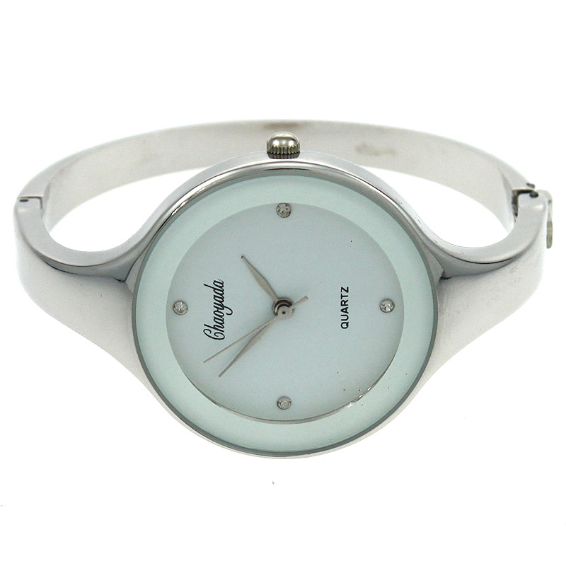Montre manchette en acier inox - Luxury Watch Gold avis et prix